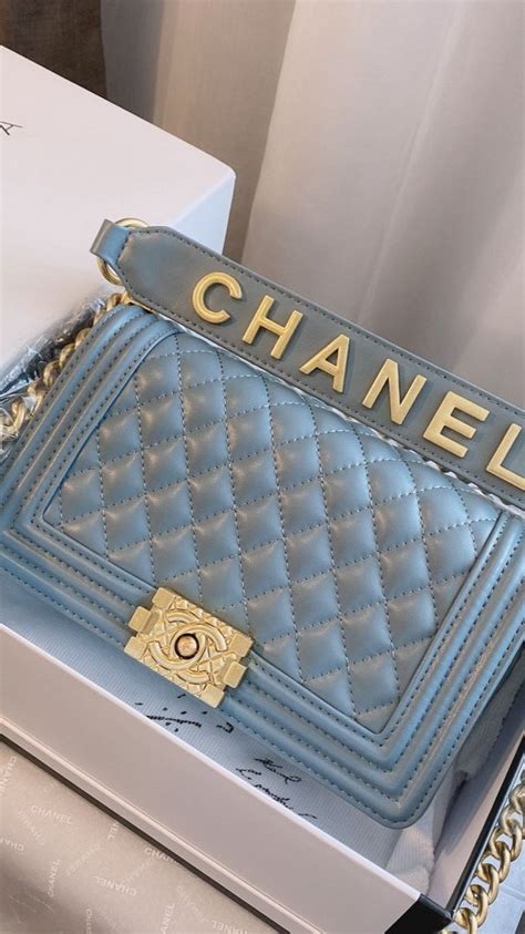 new chanel boyfriend bag with mirror inside